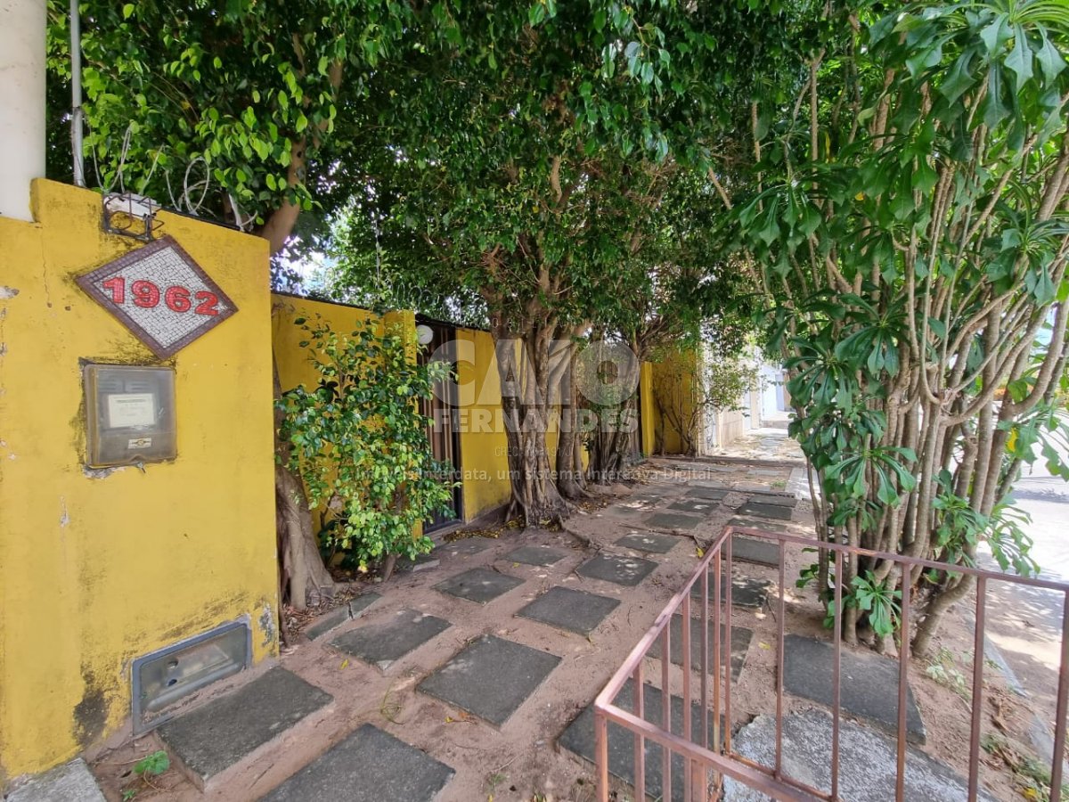 Casa em Capim Macio — foto 3
